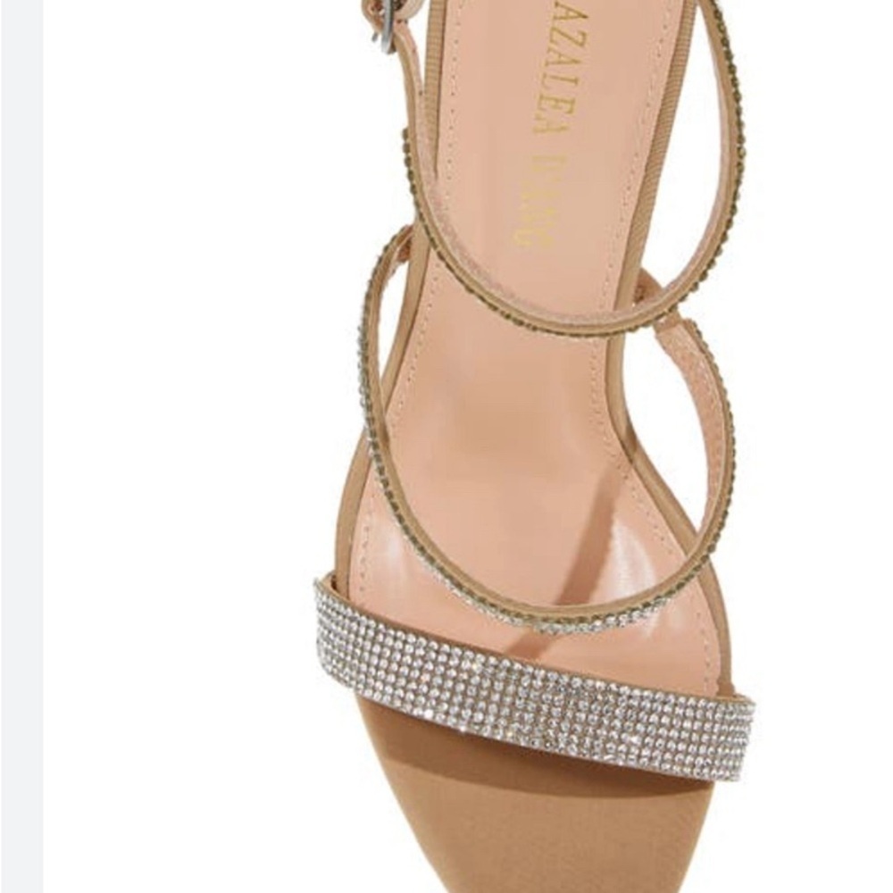 Women's Rhinestone Sandals - Nude